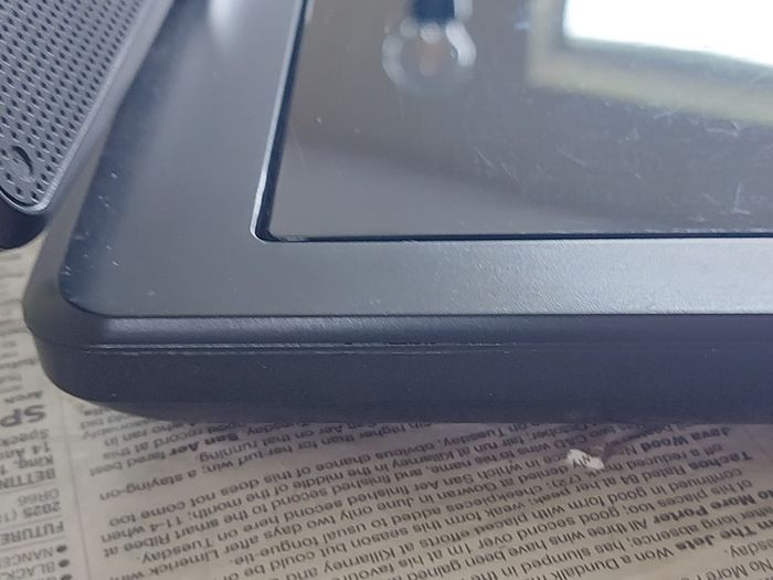 5 Portable DVD Players, all working, but no charges for them, all in very good condition
