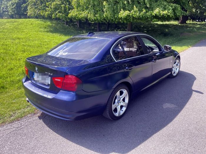 2011 Bmw 318d Auto  Diesel. Taxed.