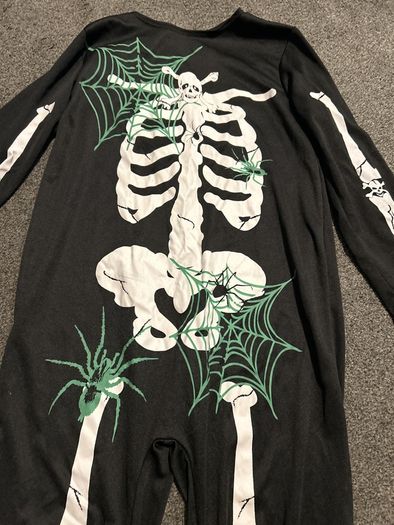 costume age 7-8