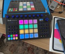 Fender Motion 16 Midi Controller