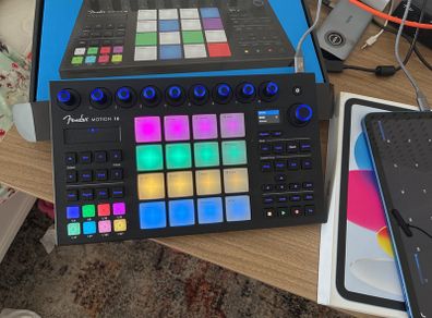 Fender Motion 16 Midi Controller