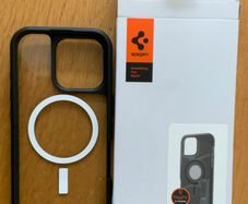 Spigen Tough Armor case