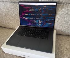 M3 MacBook Pro - Pro Chip