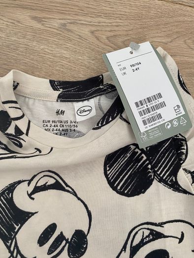 Girls dresses pyjamas and hair clips all brand new