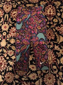 Nike Dri-Fit Leggings, size-XI (will fit size 12-14)