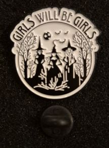Witchcraft ! pin back badge.