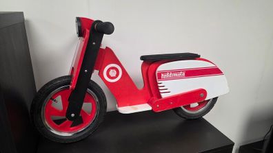 Kiddimoto Vespa balance bike