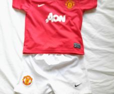Man United jersey/ shorts kit