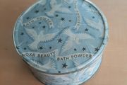 Vintage Innoxa bath powder box