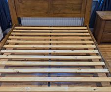 oak king and lockers to match