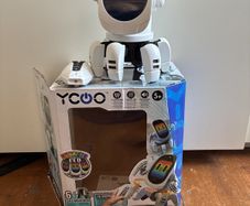 Yogo remote controlled octobot robot toy