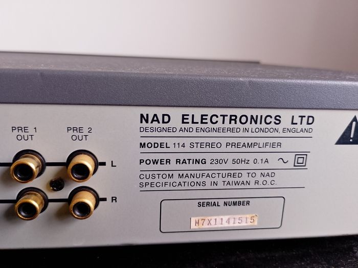 NAD 114 preamp