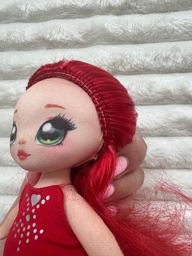 Na! Na! Na Surprise Doll Series 1 Roxie Used Dirty Please look at the pictures
