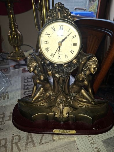 Beautiful Art Deco-style mantel clock DiCaprio Collection two elegantly posed female figures, Postage available or Collection
