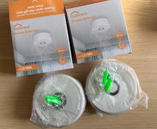 2 x Safenest Smoke Detectors
