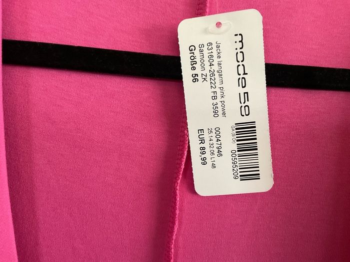 NEW  FURTHER REDUCED from SAMOON a pink casual cardigan with side slits and a matching black and white top with pink trim . Length of both items is 33 inches