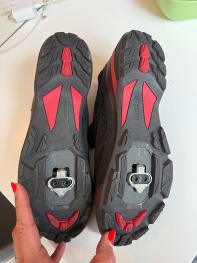 cycling shoes