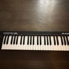 Never used M-Audio Keystation 49 MIDI Keyboard with Sustain Pedal