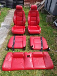 Audi TT 8N red leather interior