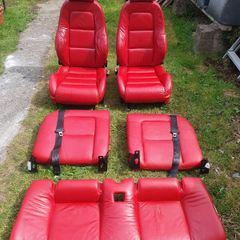 Audi TT 8N red leather interior