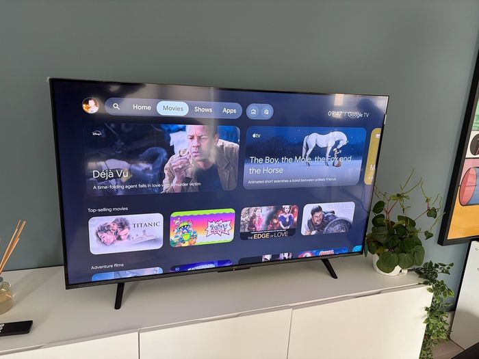 TCL 43 4K QLED Smart TV with Google TV Excellent Condition