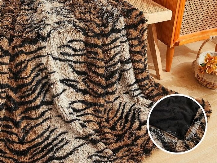 Luxury Decorative Faux Fur Blanket, Tiger Print Brown, Twin/Double  150x200cm, Soft Big Fluffy Bed Blanket, Shaggy Plush Farmhouse Couch Throw, Furry Fuzzy Blanket for Bedroom Living Room