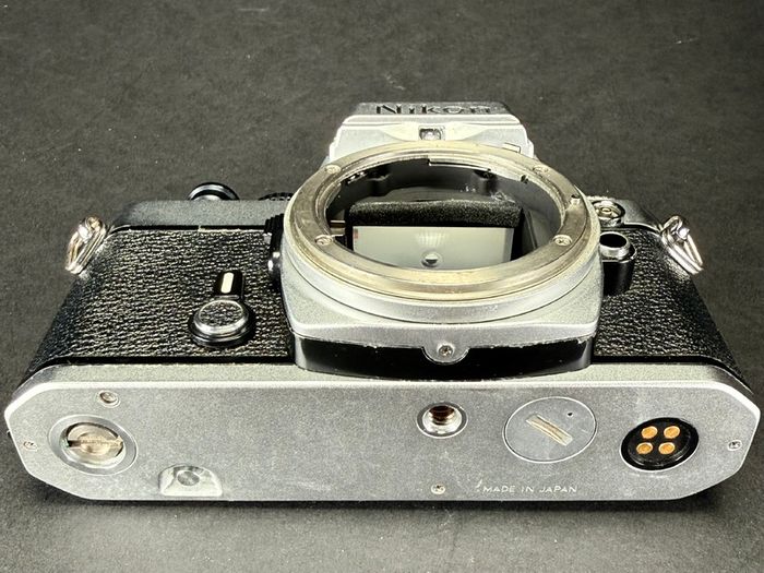 Nikon FE camera kit
