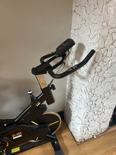 Spin bike