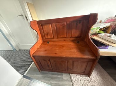 Wooden storage bench