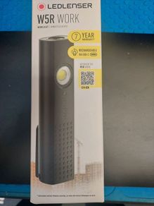 Ledlenser W5R rechargeable Flashlight