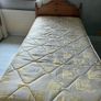 Two Single Beds Image 4