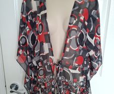 M & S black/Red  & White Floaty Top Size 14