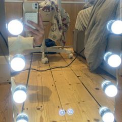 Glam doll mirror