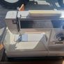 Sewing machine Image 5