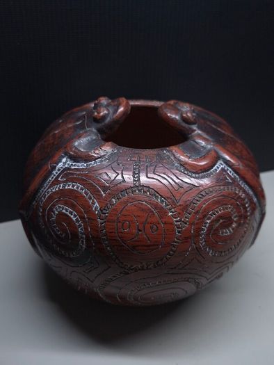 Brazilian Terracotta Folk Art Pottery Vessel with Frogs Signed Elizabeth Paiva 12cm