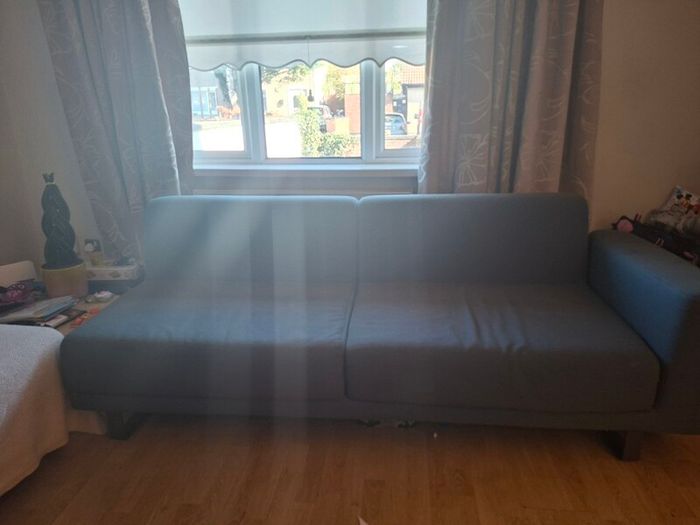 Sofa x2