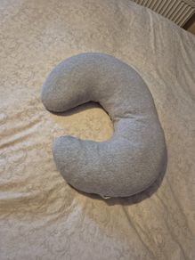 Mamas and Papas Feeding Pillow