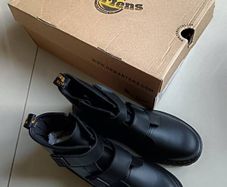 New Dr martens 1460 black leather EU38 UK5