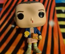 Funko Pop! TV: Stranger Things - Eleven with Eggos Vinyl Figure