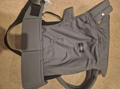 MomCozy baby carrier