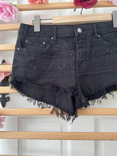 shorts  Bershka size 10 black frayed end style