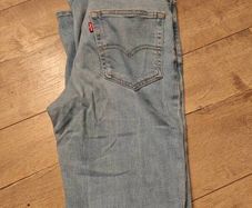 Levi's 725 High Rise W25 L29