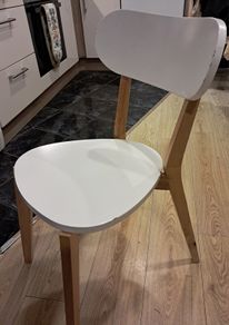 4 kitchen chairs in Cork near Ballinspittle.