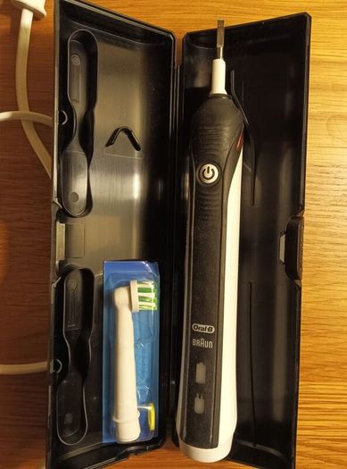 Electric toothbrush
