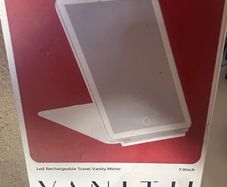 Vanity.  Mirror travel rechargeable led