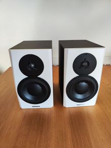 Dynaudio Lyd 7 (Pair) + Stands