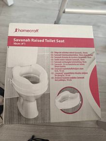 savanah Raised toilet seat