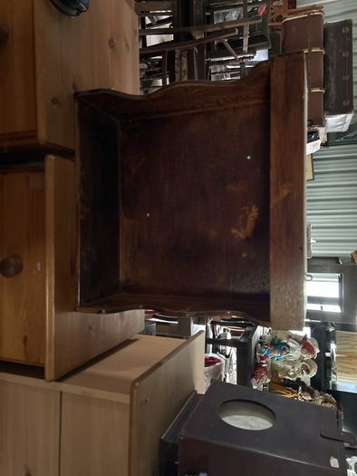 Saucepan hanging