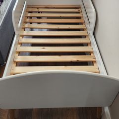 Child's bed