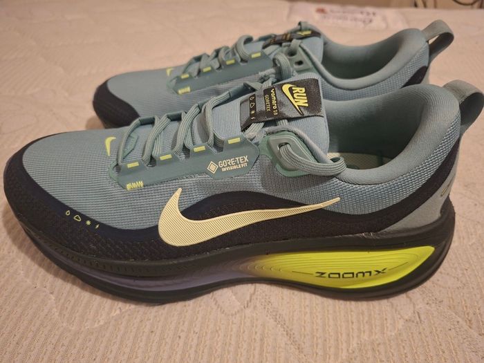 Mens shoes